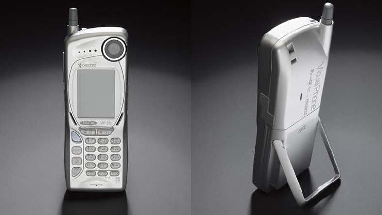 20 Yıl Önce Üretilen Dünyanın İlk Kameralı Telefonu