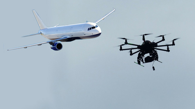 Bir Yolcu Uçağının 30 Metre Üzerinden Drone Geçti