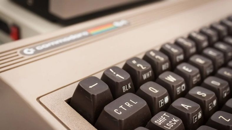 Commodore 64, Yıl Sonunda Tam Boy Olarak Geri Dönüyor