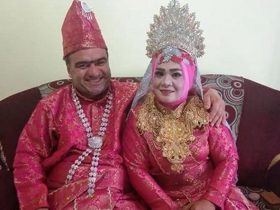 Dil Engelini Google Translate ile Aşan Çift Evlendi