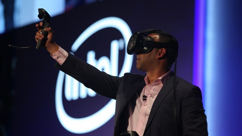 Intel Giyilebilir Teknoloji Pazarından Tamamen Çekildi