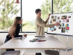 Microsoft, 52 Bin TL'lik Surface Hub 2S'i Duyurdu
