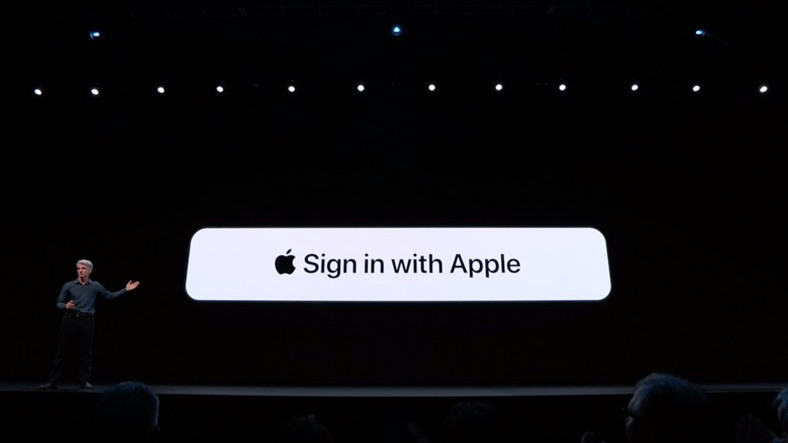 Apple, Face ID ve Touch ID ile iCloud'a Girişi Test Ediyor