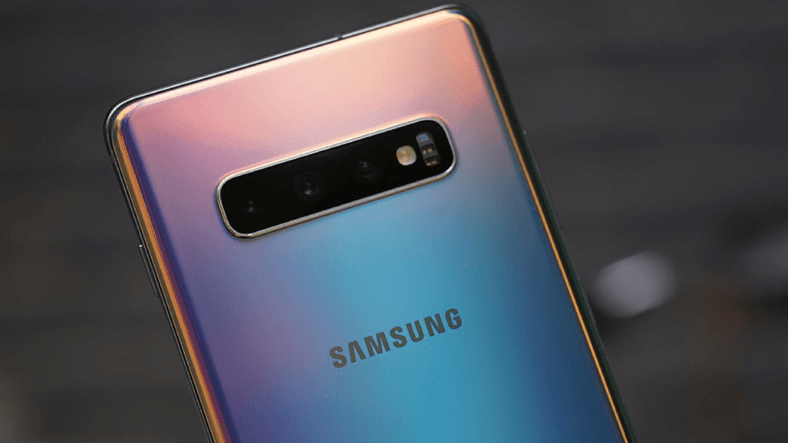 Galaxy S10+'a Özel Renk, Galaxy S10e'de de Kullanılacak