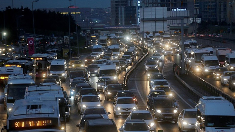 İstanbullular Her Gün Trafikte Ne Kadar Vakit Kaybediyor?